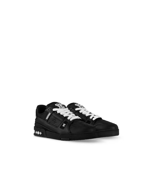 L.V. Black (Black)